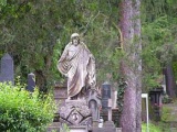 Figura na Cmentarzu Gównym