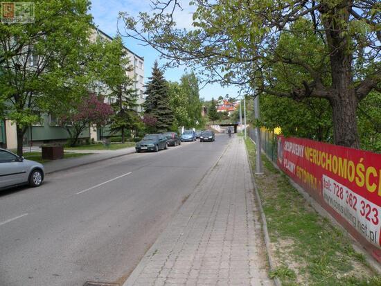 ul: K.Brodziskiego