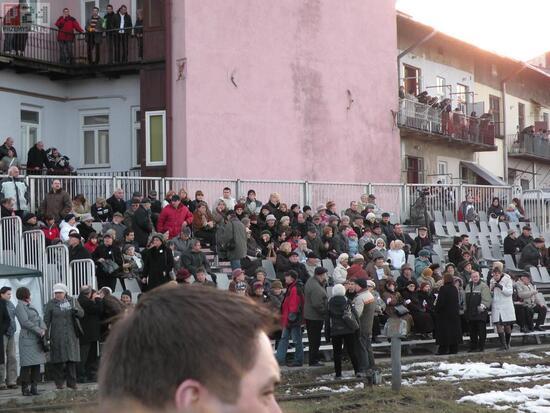 T�um ludzi na rekonstrukcji w Przemy�lu 28.02.2010