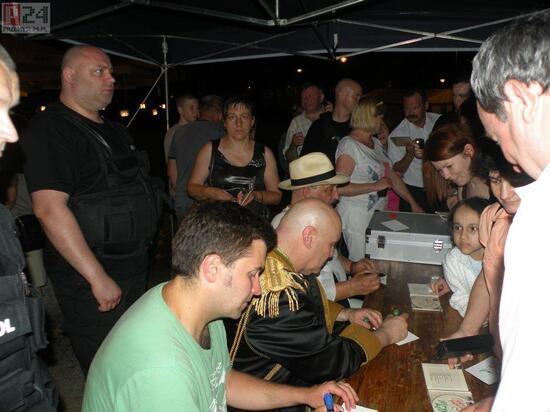 film - https://www.youtube.com/watch?v=Ua0BGamkaLE