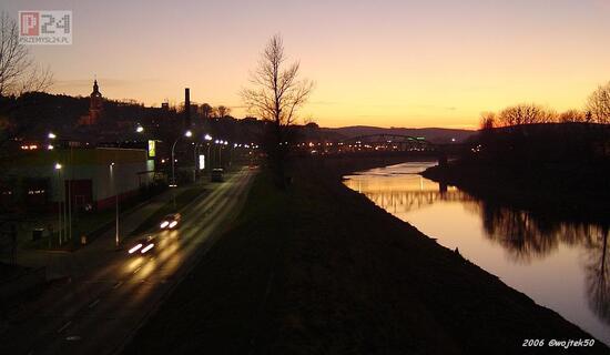 ko�czy si� dzie�