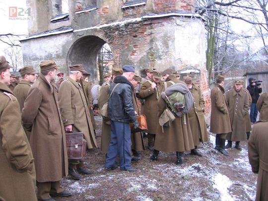 Pawe Maaszyski jako Porucznik Pilot